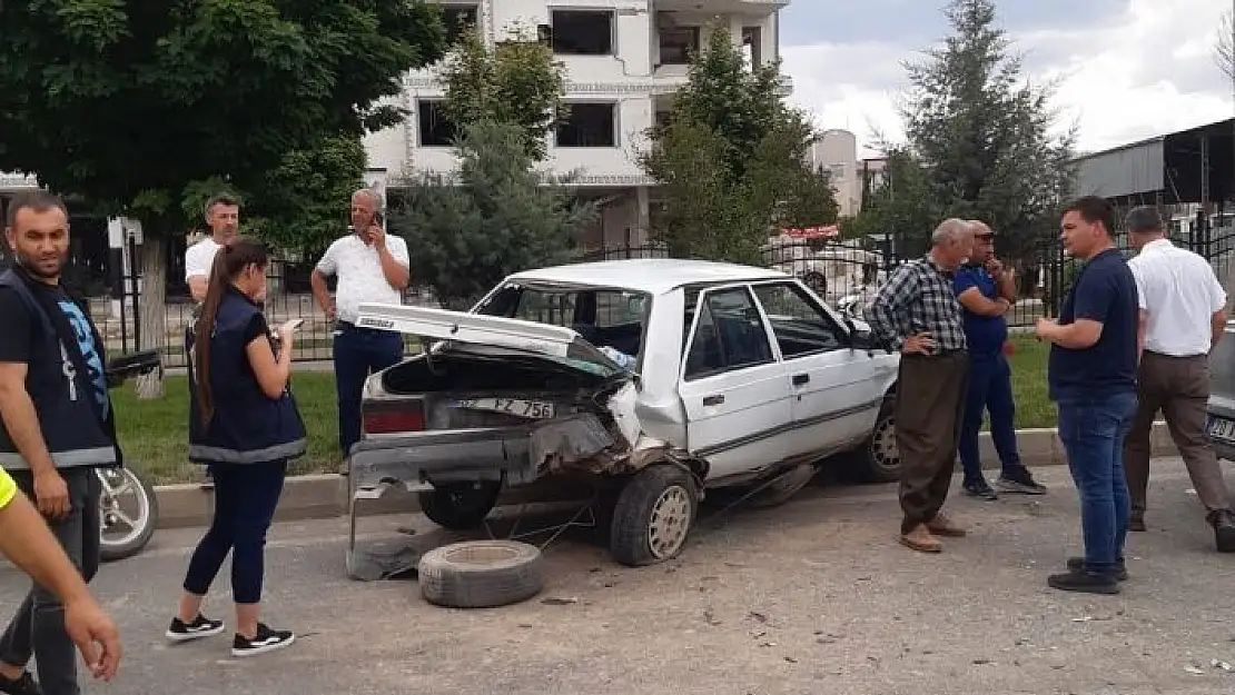 'Zincirleme trafik kazasında 4 kişi yaralandı'