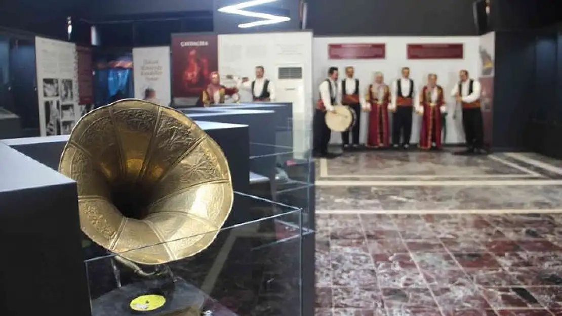 'Ziyaretçilerini mest eden Harput Musiki Müzesi, yoğun ilgi görüyor'