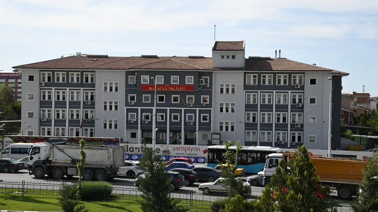 Eğitimde depremin yaraları sarılıyor