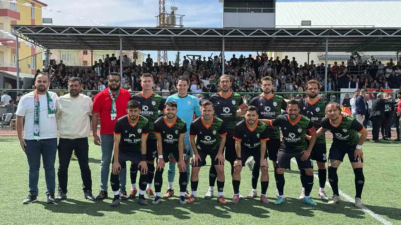 Şampiyon Yeşilyurtspor