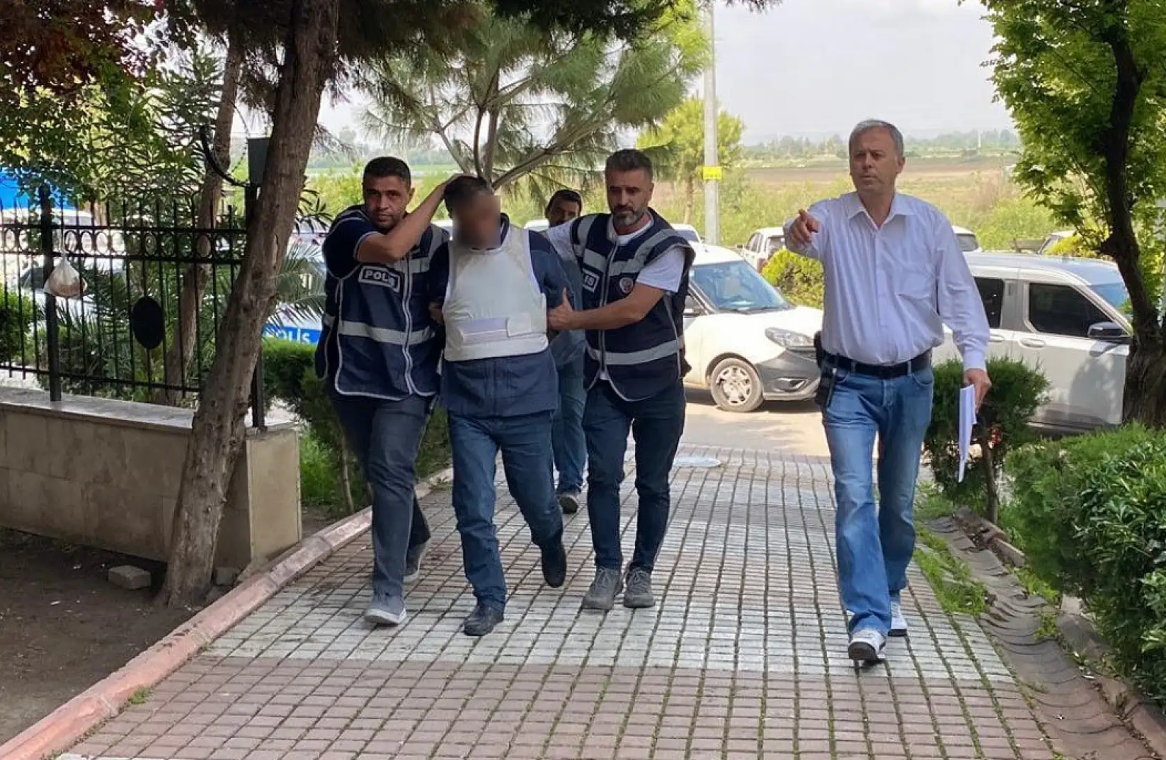 5 çocuk annesi eşini öldüren koca adliyeye sevk edildi