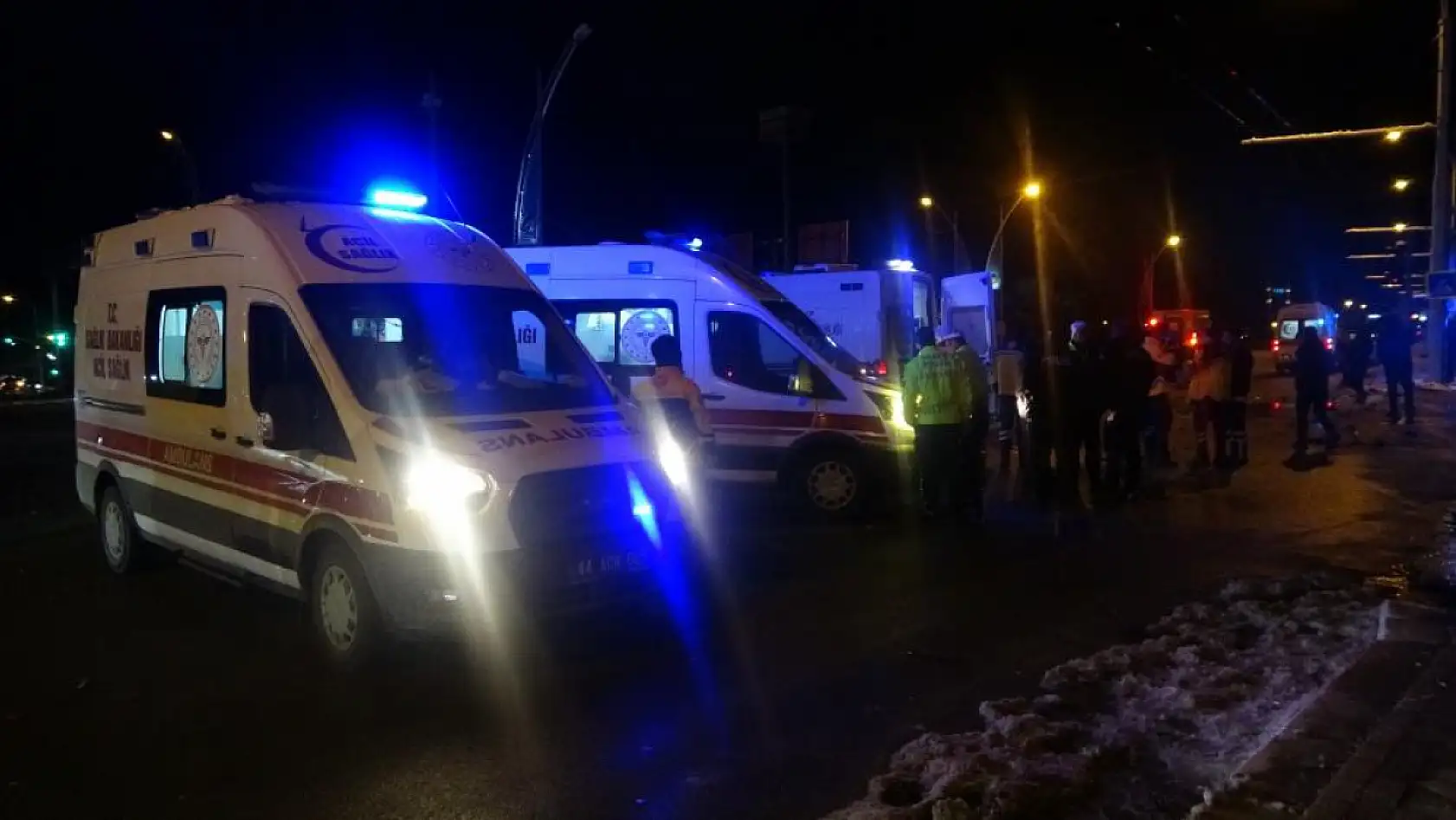 Malatya'da iki araç çarpıştı: 5 yaralı