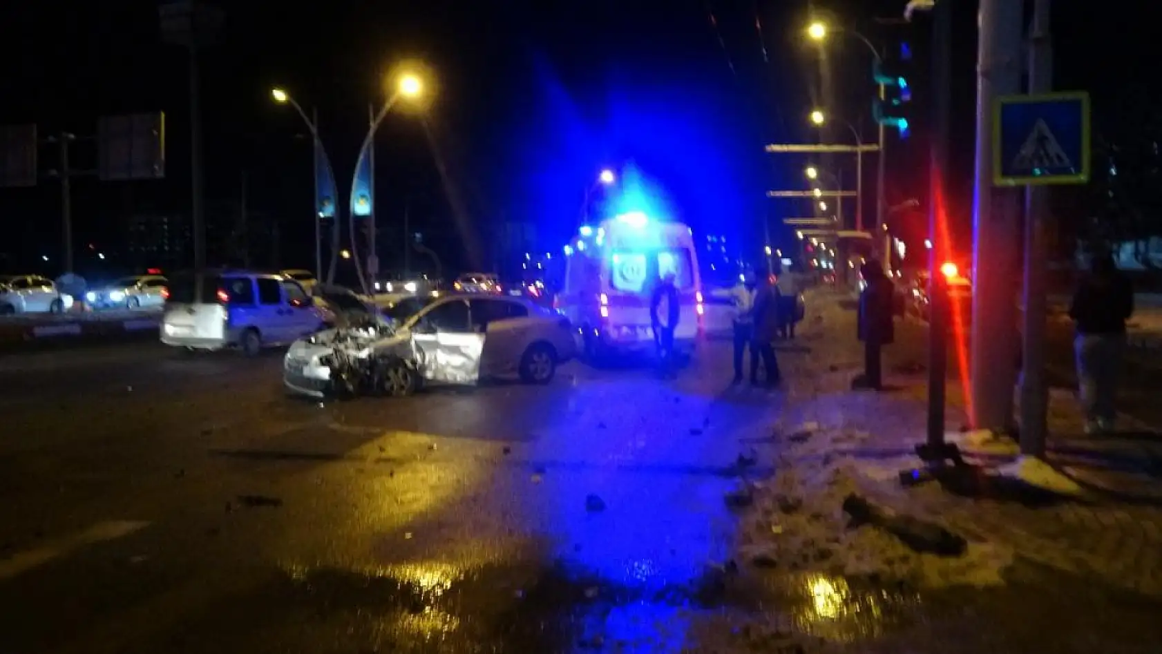 Malatya'da iki araç çarpıştı: 5 yaralı