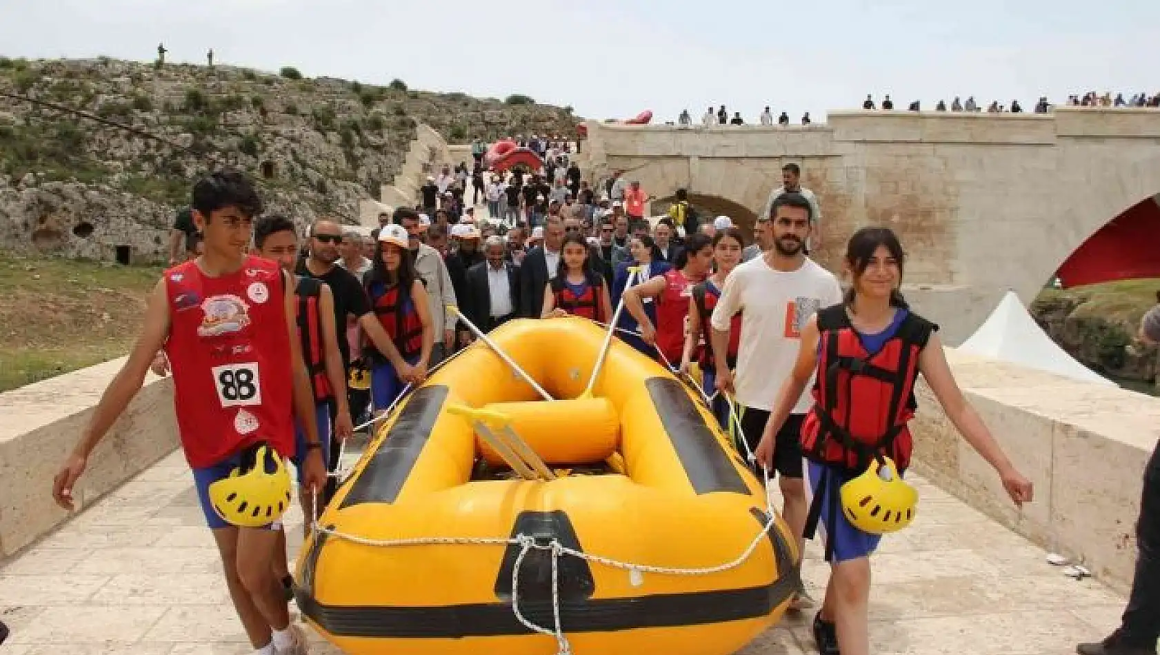 'Besni Gençlik Festivali´nde heyecan doruğa çıktı'