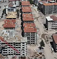 Depremde 35 kişinin hayatını kaybettiği Velioğlu Apartmanı ve Meral İş Hanı davalarında karar