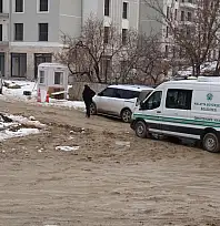 Malatya'da balkondan atlatan şahıs hayatını kaybetti