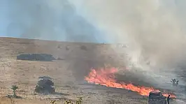 Malatya'da bir hektarlık alanda anız yangını