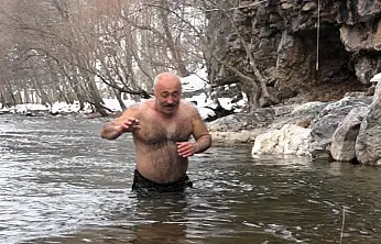 -20°'de suya giren Çılgın Malatyalı