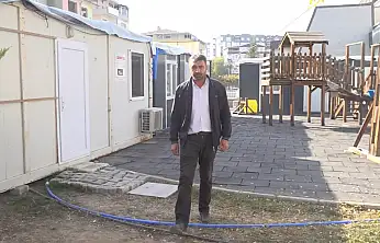 Depremzede Baba Üç Yıldır Çocuğunun Tedavisi İçin Mücadele Veriyor