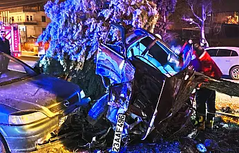 Hanımınçiftliği'de Zincirleme Kaza: 2 Yaralı