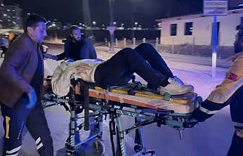 Hanımınçiftliği Mahallesi'nde İki Otomobil Çarpıştı: 3 Yaralı