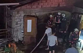 Malatya'da ahır yangını