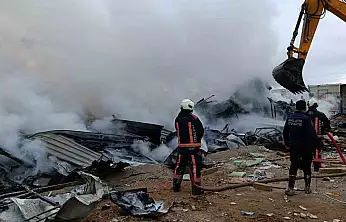 Malatya'da inşaat işçilerinin kaldığı şantiyede yangın