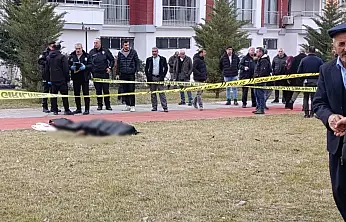 Ölüm Ekmek Almaya Giden Yaşlı Adamı Yolda Yakaladı