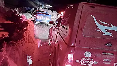 Malatya'da Çığların Arasında Kalan Ekipler Kurtarıldı