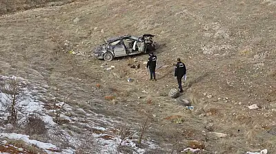 Malatya'da lastiği patlayan otomobil şarampole uçtu: 1 ölü, 2 yaralı