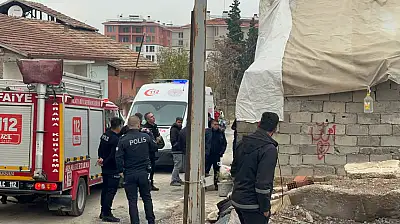 Malatya'da Suriyeli Aileye Ulaşılamadı: Ekipler Kapıyı Kırarak Eve Girdi