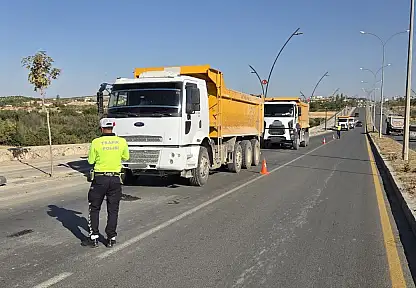 Malatya'da Hafriyat Kamyonları ve Beton Mikserlerine Sıkı Denetim