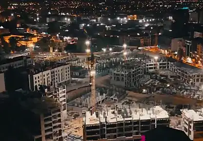 Malatya'da inşaat mesaisi gece gündüz sürüyor