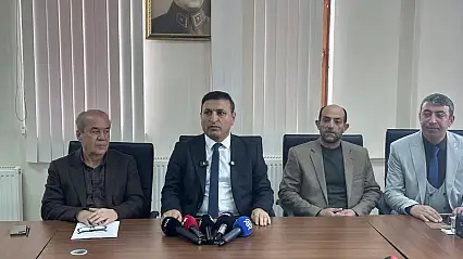 Yazıhanlı Muhtarlardan ve CHP'li Üyelerden Başkan Göçer'e destek açıklaması