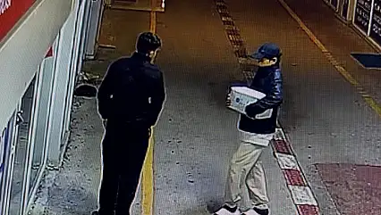 Geçici Ticaret Merkezi'nde Hırsızlık Kameraya Yansıdı