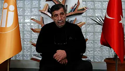 Depremde Kaçmadılar Hastaya Siper Oldular