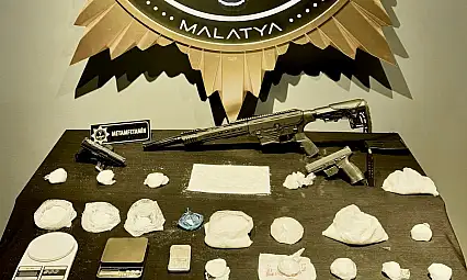 Fiziki Takipli Operasyonda 2 Kilo Metamfetamin Ele Geçirildi