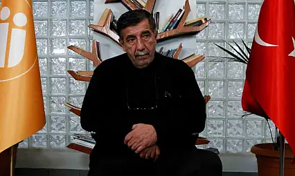 Depremde Kaçmadılar Hastaya Siper Oldular