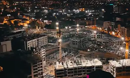 Malatya'da inşaat mesaisi gece gündüz sürüyor