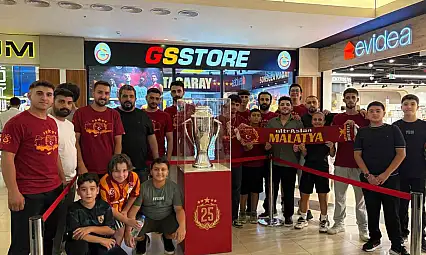 Şampiyonluk kupası Malatya'da taraftarla buluştu