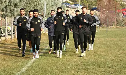 Yeni Malatyaspor'da yaprak dökümü sürüyor