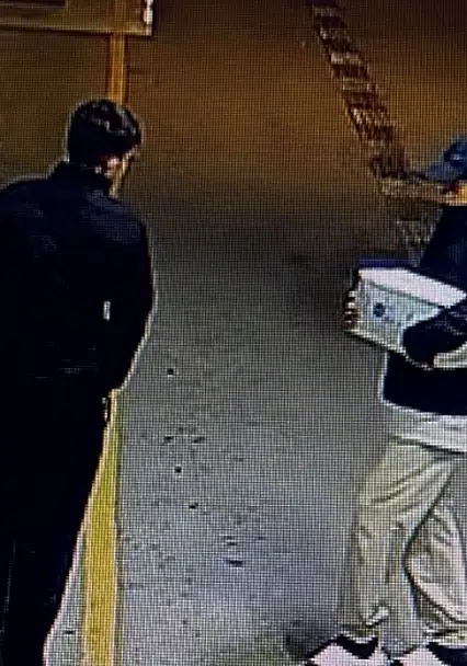 Geçici Ticaret Merkezi'nde Hırsızlık Kameraya Yansıdı