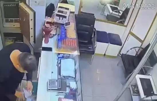 Malatya'da 16 yıl yanında çalıştığı kuyumcudan milyonluk vurgun yaptı