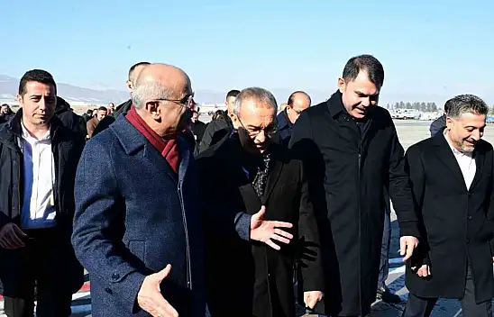 Bakan Kurum Malatya'da temaslarda bulunuyor