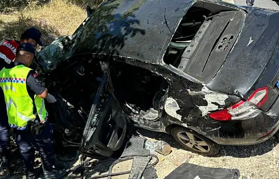 Malatya'da otomobil devrildi 3 ölÜ