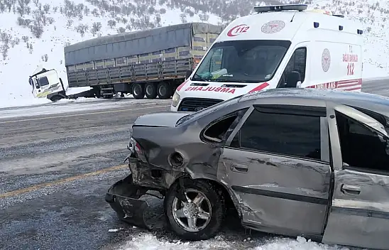 Malatya-Adıyaman yolunda trafik kazası: 2 yaralı