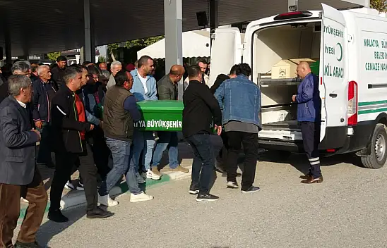 Malatya'da 19 yaşındaki kadın kaldırıldığı hastanede hayatını kaybetti