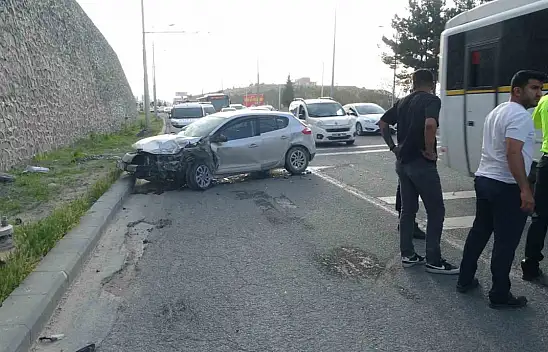 Malatya'da 5 araçlı zincirleme kaza: 6 yaralı