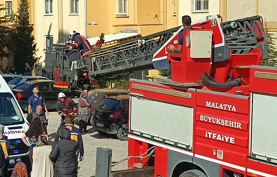 Malatya'da 7 katlı binada yangın paniği