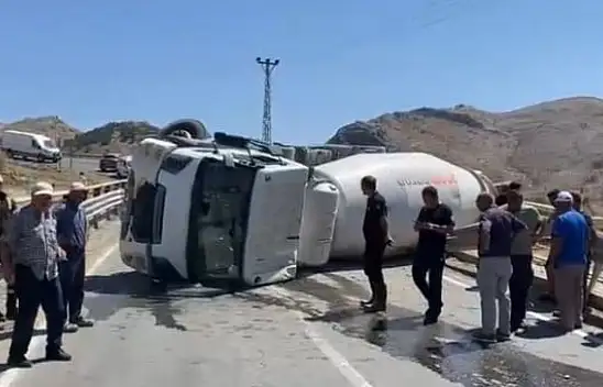 Malatya'da beton mikseri devrildi: 1 yaralı