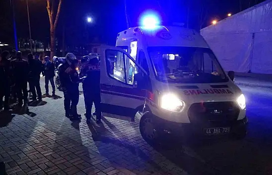 Malatya'da iki grubun silahlı kavgasında kurşunlar havada uçuştu