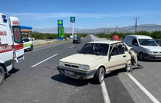 Malatya'da iki otomobil çarpıştı: 4 yaralı