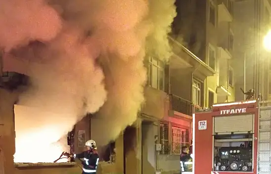 Malatya'da metruk binada korkutan yangın
