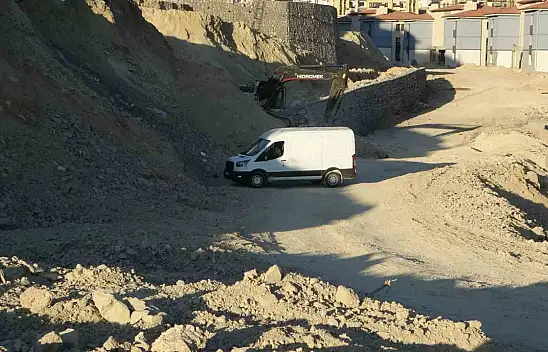 Malatya'da şantiye alanında top mermisi bulundu