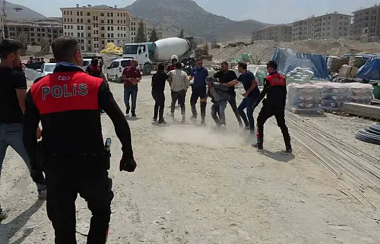 Malatya'da şantiyede silahlı-bıçaklı kavga: 2'si ağır 7 yaralı