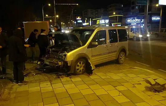 Malatya'da zincirleme kazalarda 8 araç birbirine girdi