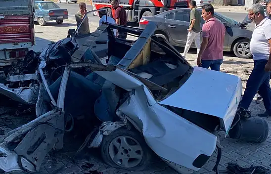 Malatya'daki kazada Tofaş hurdaya döndü: 1 ölü, 1 yaralı