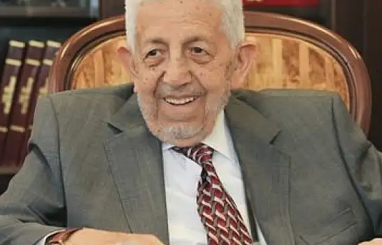 Recai Kutan vefat etti