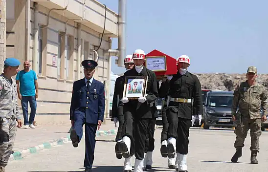 Malatyalı şehit gözyaşları arasında son yolculuğuna uğurlandı