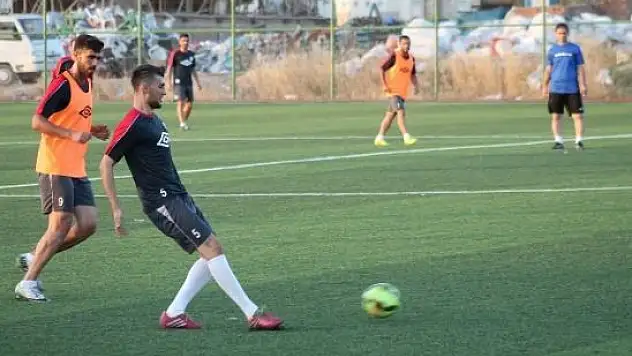 YEŞİLYURTSPOR'DA YENİ SEZON HAZIRLIKLAR DEVAM EDİYOR